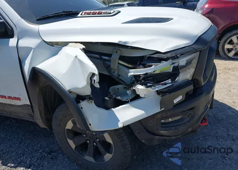 2019 Ram 1500 Rebel из США, поврежденный, VIN 1C6SRFLT0KN564493